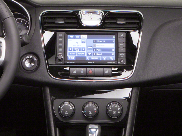 2012 Chrysler 200 2 Door Convertible Limited W/Navigation