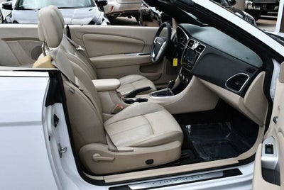 2012 Chrysler 200 2 Door Convertible Limited W/Navigation
