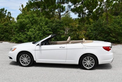 2012 Chrysler 200 2 Door Convertible Limited W/Navigation