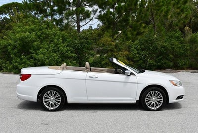 2012 Chrysler 200 2 Door Convertible Limited W/Navigation