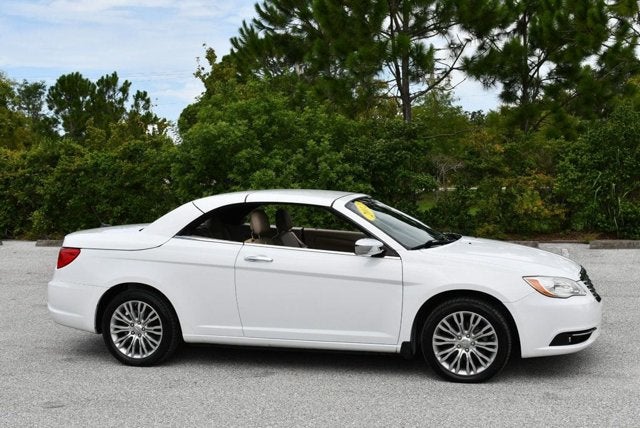 2012 Chrysler 200 2 Door Convertible Limited W/Navigation