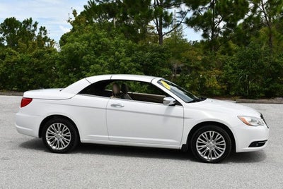 2012 Chrysler 200 2 Door Convertible Limited W/Navigation