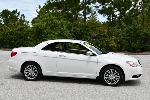 2012 Chrysler 200 2 Door Convertible Limited W/Navigation