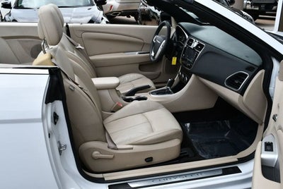 2012 Chrysler 200 2 Door Convertible Limited W/Navigation