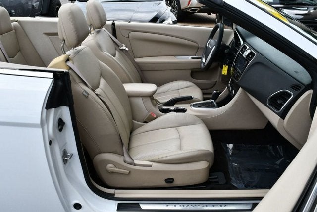 2012 Chrysler 200 2 Door Convertible Limited W/Navigation