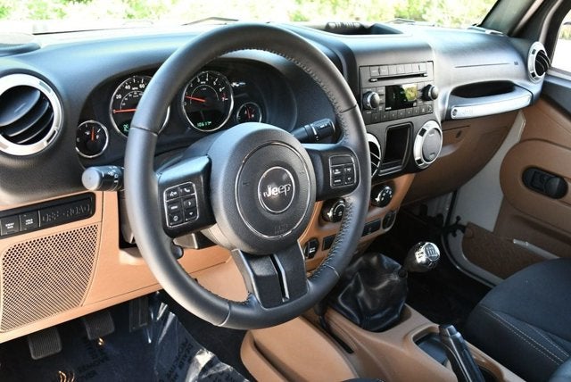 2018 Jeep Wrangler JK Unlimited Rubicon 4x4 W/Rubicon Package 23R