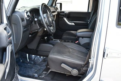 2016 Jeep Wrangler Unlimited 4WD 4 Door Rubicon W/Connectivity Group