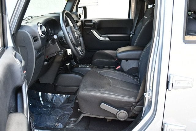 2016 Jeep Wrangler Unlimited 4WD 4 Door Rubicon W/Connectivity Group