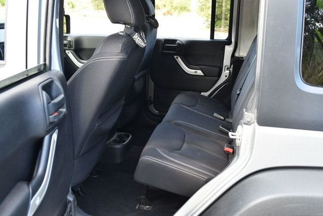 2016 Jeep Wrangler Unlimited 4WD 4 Door Rubicon W/Connectivity Group