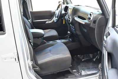 2016 Jeep Wrangler Unlimited 4WD 4 Door Rubicon W/Connectivity Group