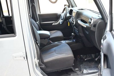 2016 Jeep Wrangler Unlimited 4WD 4 Door Rubicon W/Connectivity Group