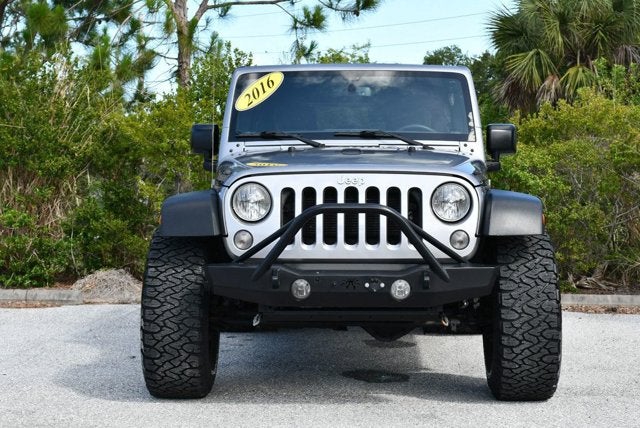 2016 Jeep Wrangler Unlimited 4WD 4 Door Rubicon W/Connectivity Group