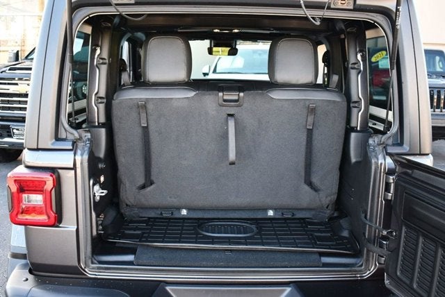 2022 Jeep Wrangler Rubicon 4x4 2 Door SUV W/Cold Weather and Safety Groups