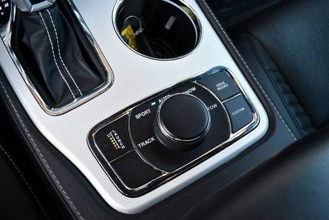 2018 Jeep Grand Cherokee SRT 4x4 SUV W/Signature Leather Package & High Performance Audio