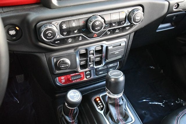 2021 Jeep Gladiator Rubicon 4x4 W/Preferred Package 24R and Fuel Wheel Base