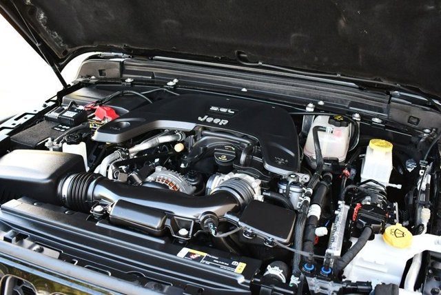 2021 Jeep Gladiator Rubicon 4x4 W/Preferred Package 24R and Fuel Wheel Base