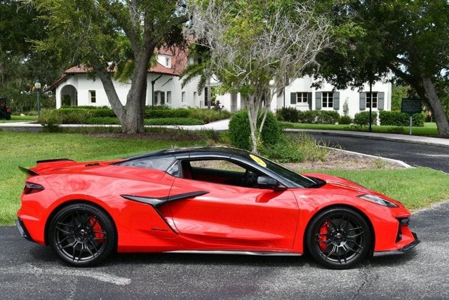 2023 Chevrolet Corvette 2 Door Z06 Convertible W/3LZ & Carbon Ceramic Brakes