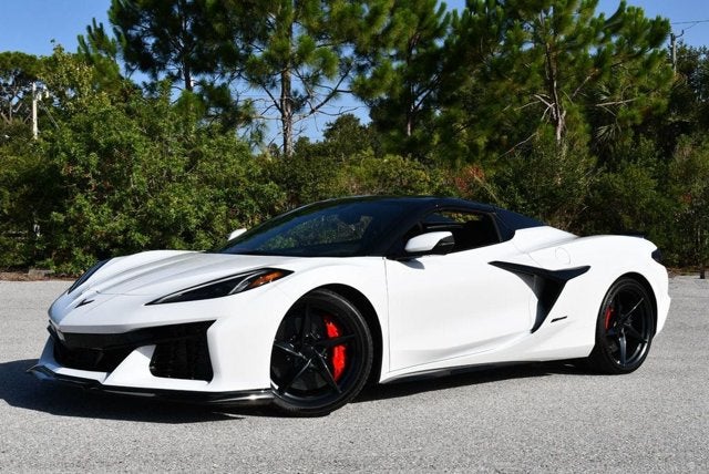 2024 Chevrolet Corvette 2 Door AWD E-Ray Convertible W/3LZ Preferred Equipment Group