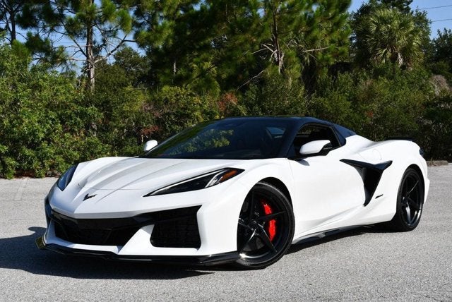 2024 Chevrolet Corvette 2 Door AWD E-Ray Convertible W/3LZ Preferred Equipment Group