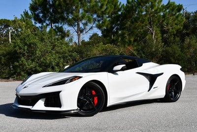 2024 Chevrolet Corvette 2 Door AWD E-Ray Convertible W/3LZ Preferred Equipment Group