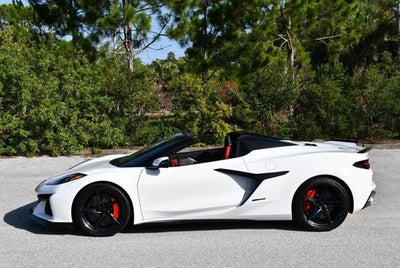 2024 Chevrolet Corvette 2 Door AWD E-Ray Convertible W/3LZ Preferred Equipment Group