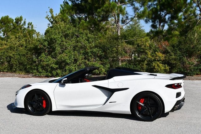 2024 Chevrolet Corvette 2 Door AWD E-Ray Convertible W/3LZ Preferred Equipment Group