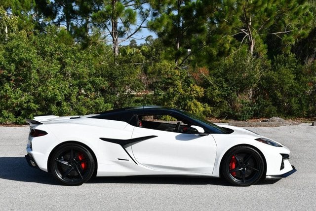 2024 Chevrolet Corvette 2 Door AWD E-Ray Convertible W/3LZ Preferred Equipment Group