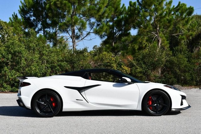 2024 Chevrolet Corvette 2 Door AWD E-Ray Convertible W/3LZ Preferred Equipment Group