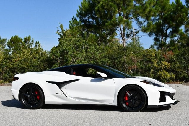 2024 Chevrolet Corvette 2 Door AWD E-Ray Convertible W/3LZ Preferred Equipment Group