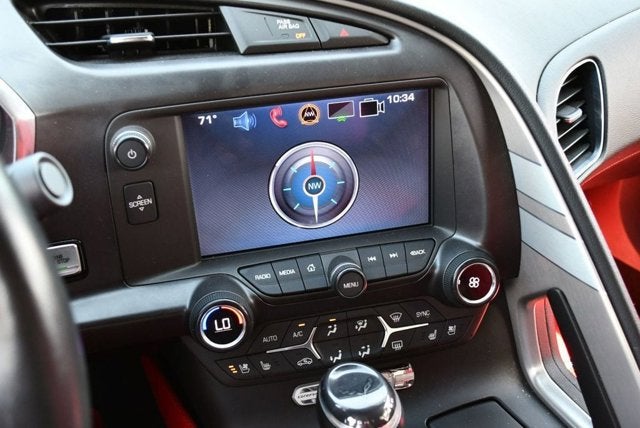 2017 Chevrolet Corvette 2LT - Photo 13
