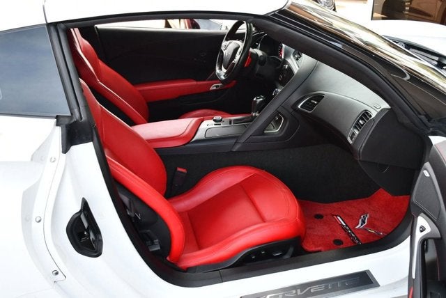 2017 Chevrolet Corvette 2LT - Photo 16