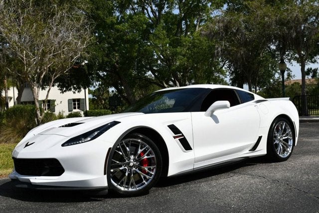 2017 Chevrolet Corvette 2LT - Photo 20