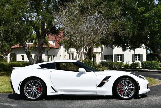2017 Chevrolet Corvette 2LT - Photo 30