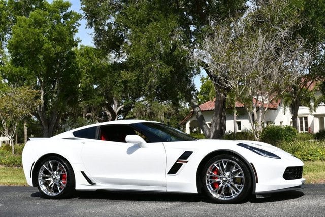 2017 Chevrolet Corvette 2LT - Photo 31