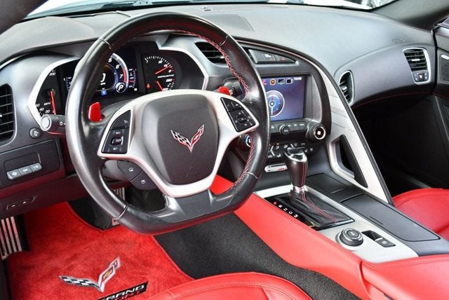 2017 Chevrolet Corvette 2LT - Photo 41