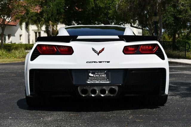 2017 Chevrolet Corvette 2LT - Photo 5