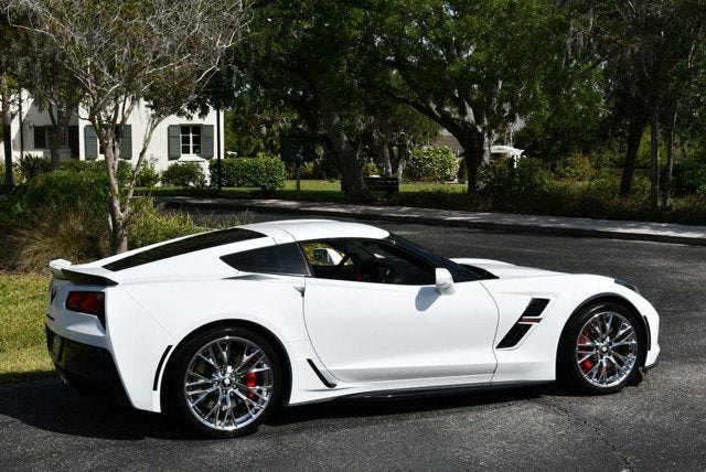 2017 Chevrolet Corvette 2LT - Photo 6