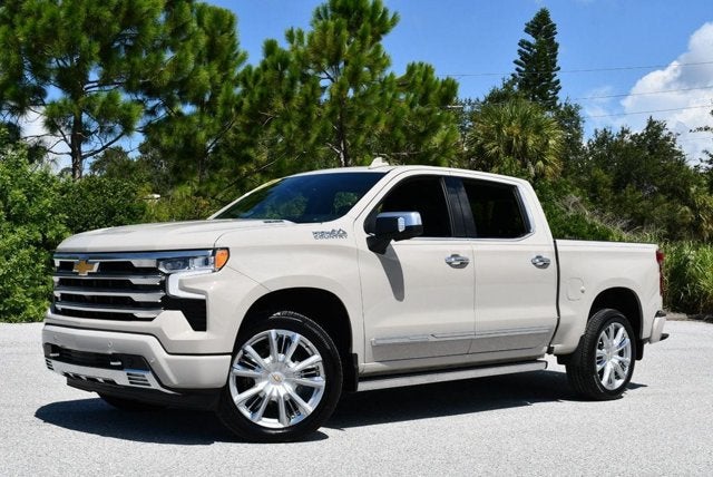 2026 Chevrolet Silverado 1500 4WD Crew Cab High Country W/Premium II Super Cruise Package