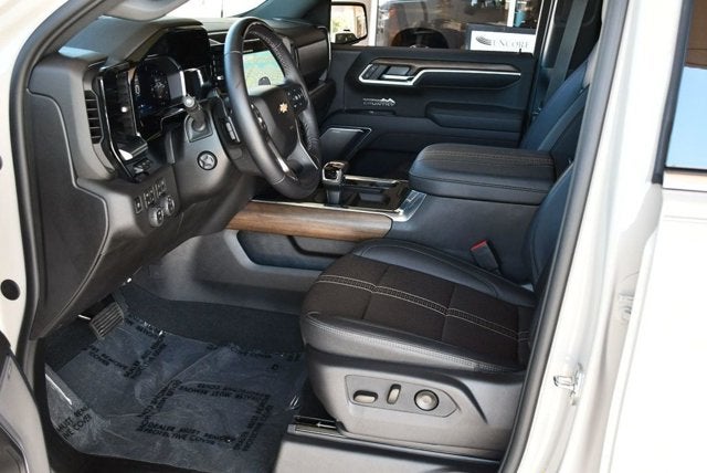 2026 Chevrolet Silverado 1500 4WD Crew Cab High Country W/Premium II Super Cruise Package