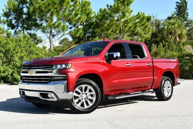 2019 Chevrolet Silverado 1500 4WD Crew Cab 147" LTZ W/LTZ Premium Package