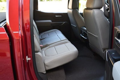 2019 Chevrolet Silverado 1500 4WD Crew Cab 147" LTZ W/LTZ Premium Package