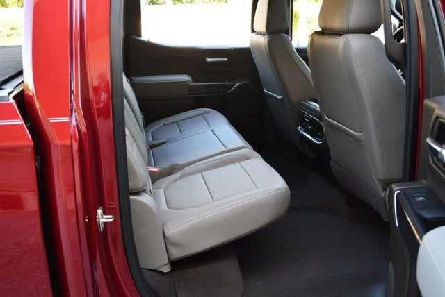2019 Chevrolet Silverado 1500 4WD Crew Cab 147" LTZ W/LTZ Premium Package