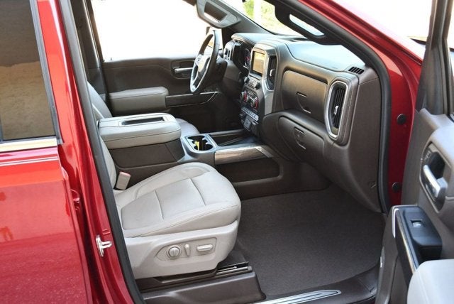 2019 Chevrolet Silverado 1500 4WD Crew Cab 147" LTZ W/LTZ Premium Package