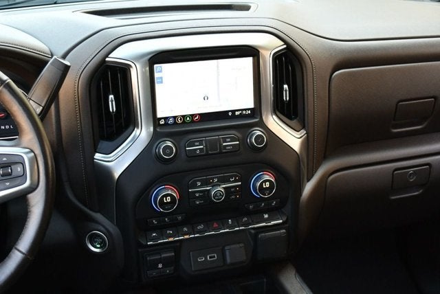 2019 Chevrolet Silverado 1500 4WD Crew Cab 147" LTZ W/LTZ Premium Package