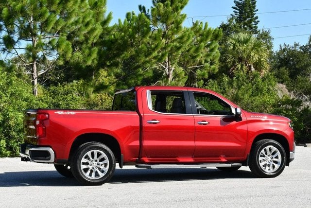 2019 Chevrolet Silverado 1500 4WD Crew Cab 147" LTZ W/LTZ Premium Package