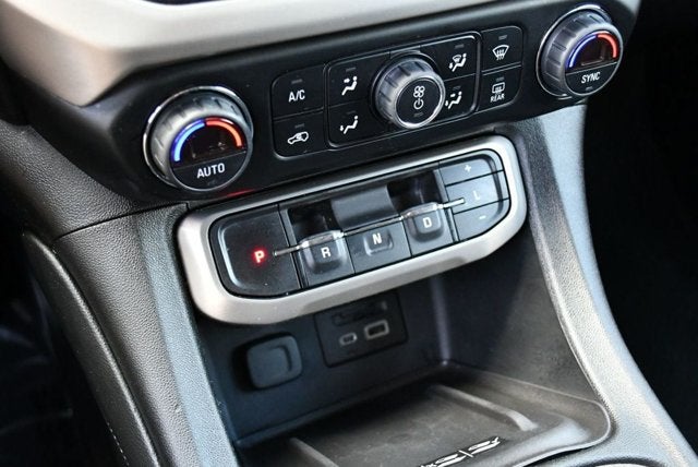 2021 GMC Acadia FWD 4 Door Denali SUV W/Technology Package