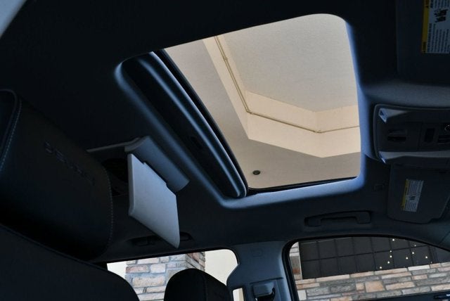 2018 GMC Yukon 2WD 4 Door Denali W/Ultimate & Open Road Packages