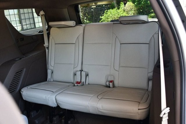 2025 GMC Yukon 4WD 4 Door Denali W/Sun & Power Step Package