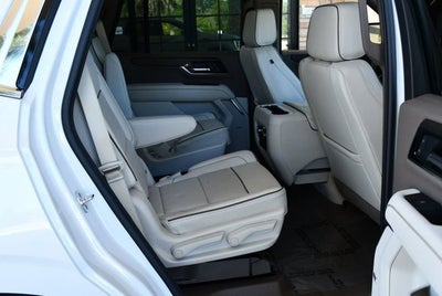 2025 GMC Yukon 4WD 4 Door Denali W/Sun & Power Step Package