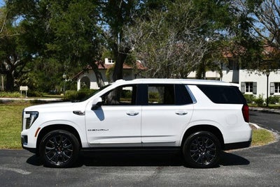 2025 GMC Yukon 4WD 4 Door Denali W/Sun & Power Step Package